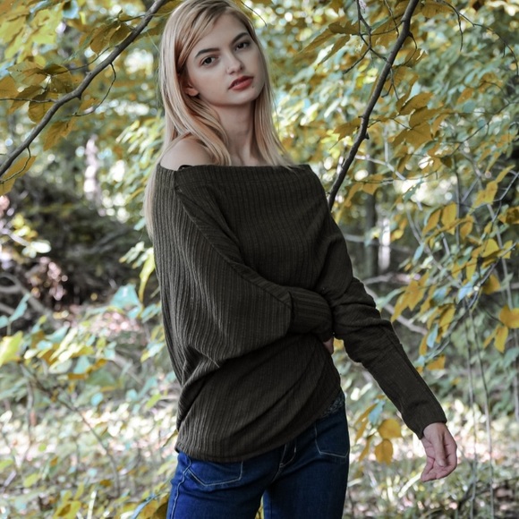 NEW Threadzwear Off the Shoulder Long Sleeve Olive Color Top - Picture 6 of 15